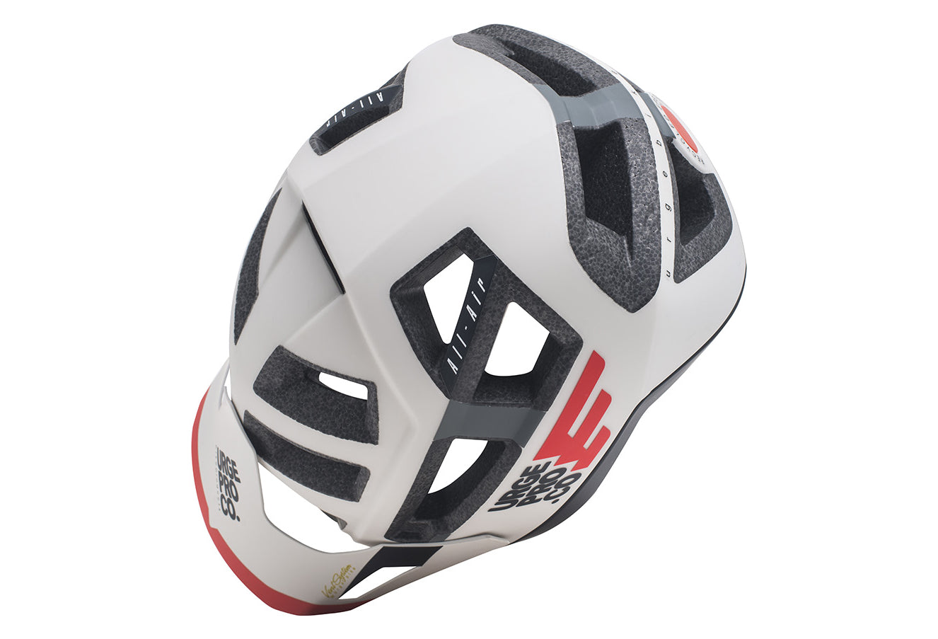 16174065efc904b978993.65427975