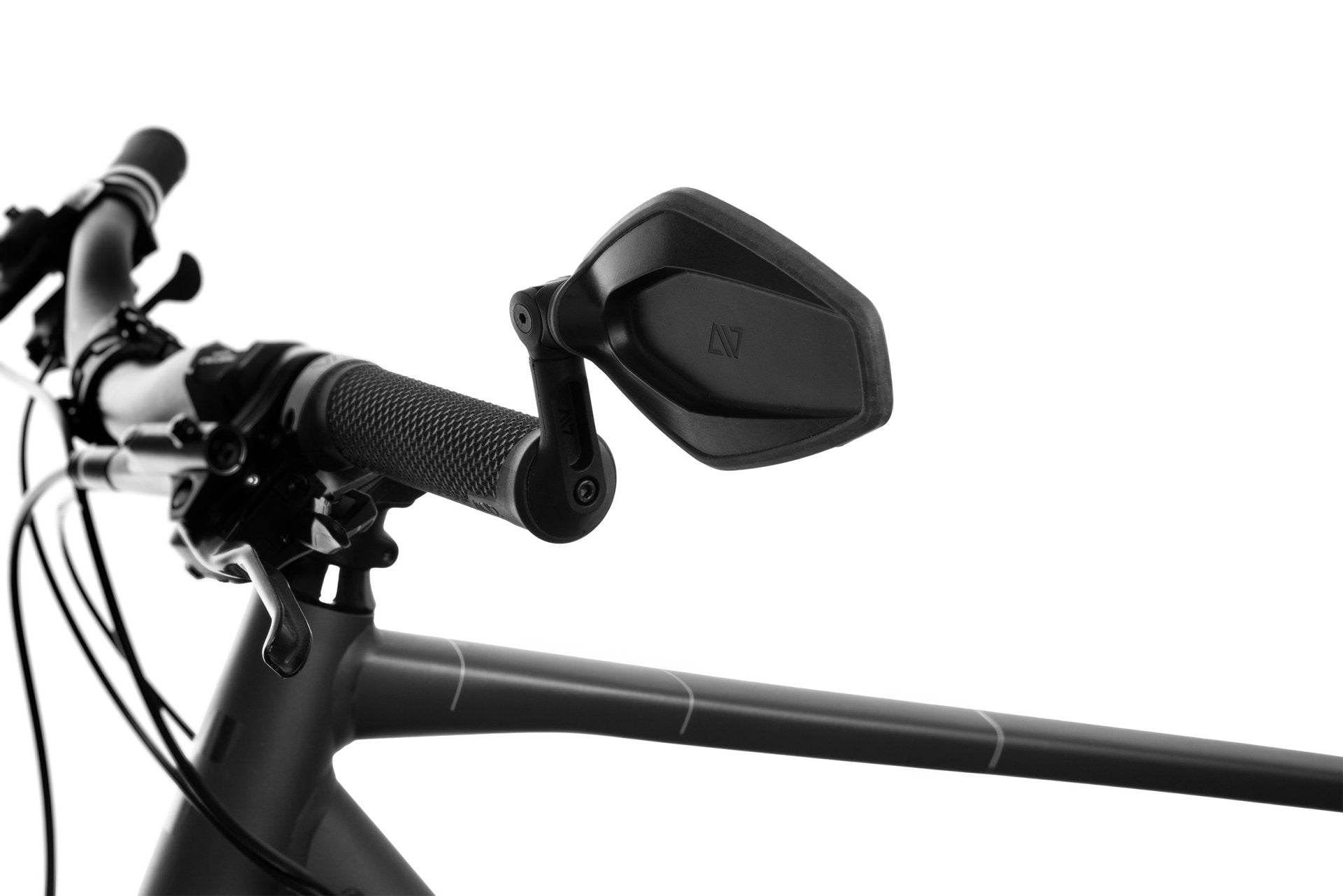 93518_D_01_1920x1920