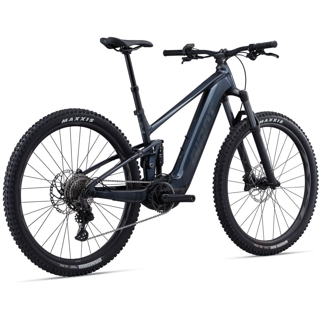 MY23StanceEplus1_ColorAColdIron_Rear copia