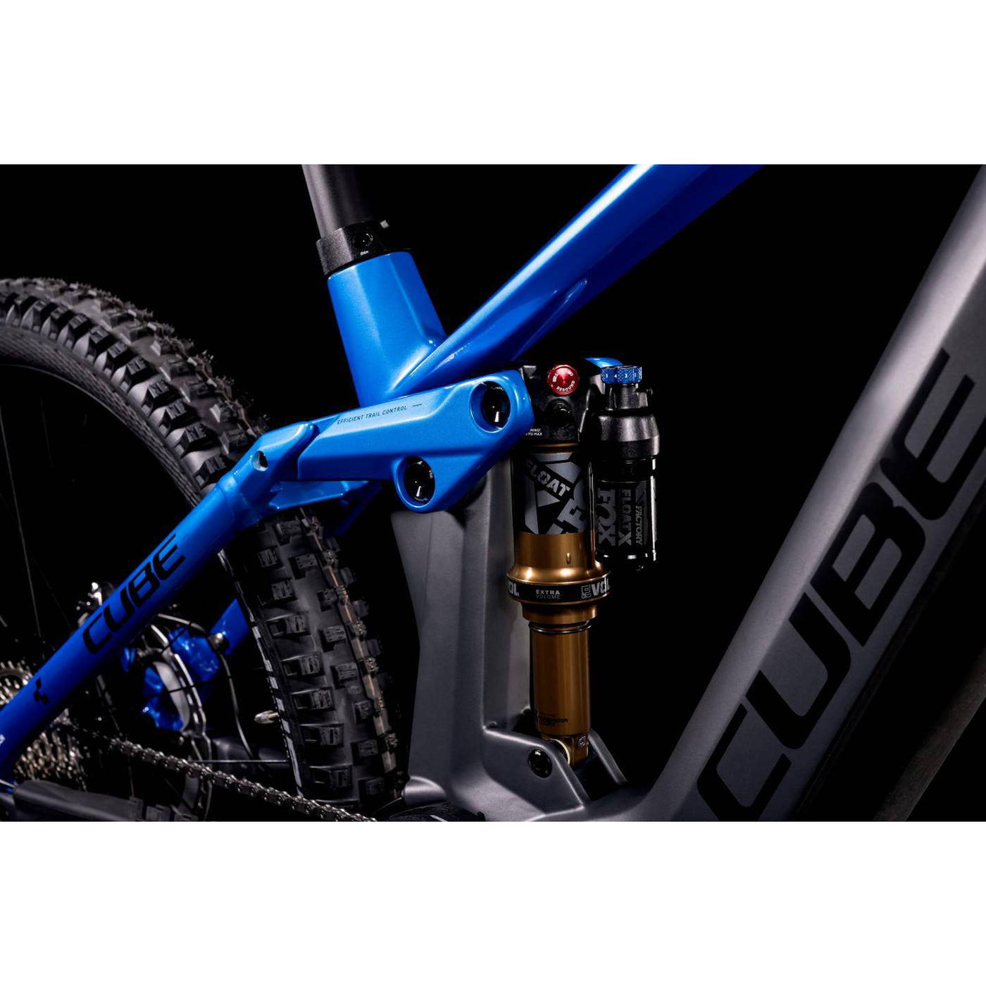 CUBE STEREO HYBRID 140 HPC ACTIONTEAM 29