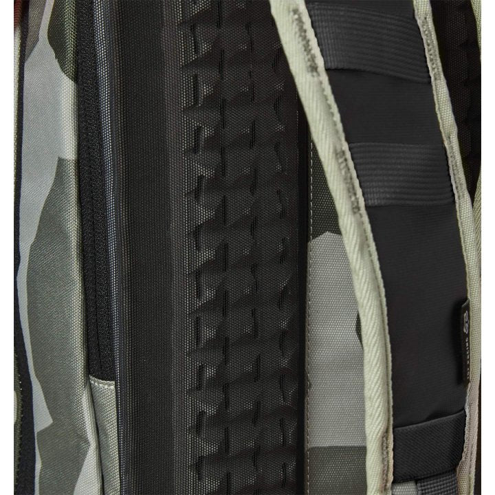 fox-utility-hydration-rucksack-18l-large-14-1180139