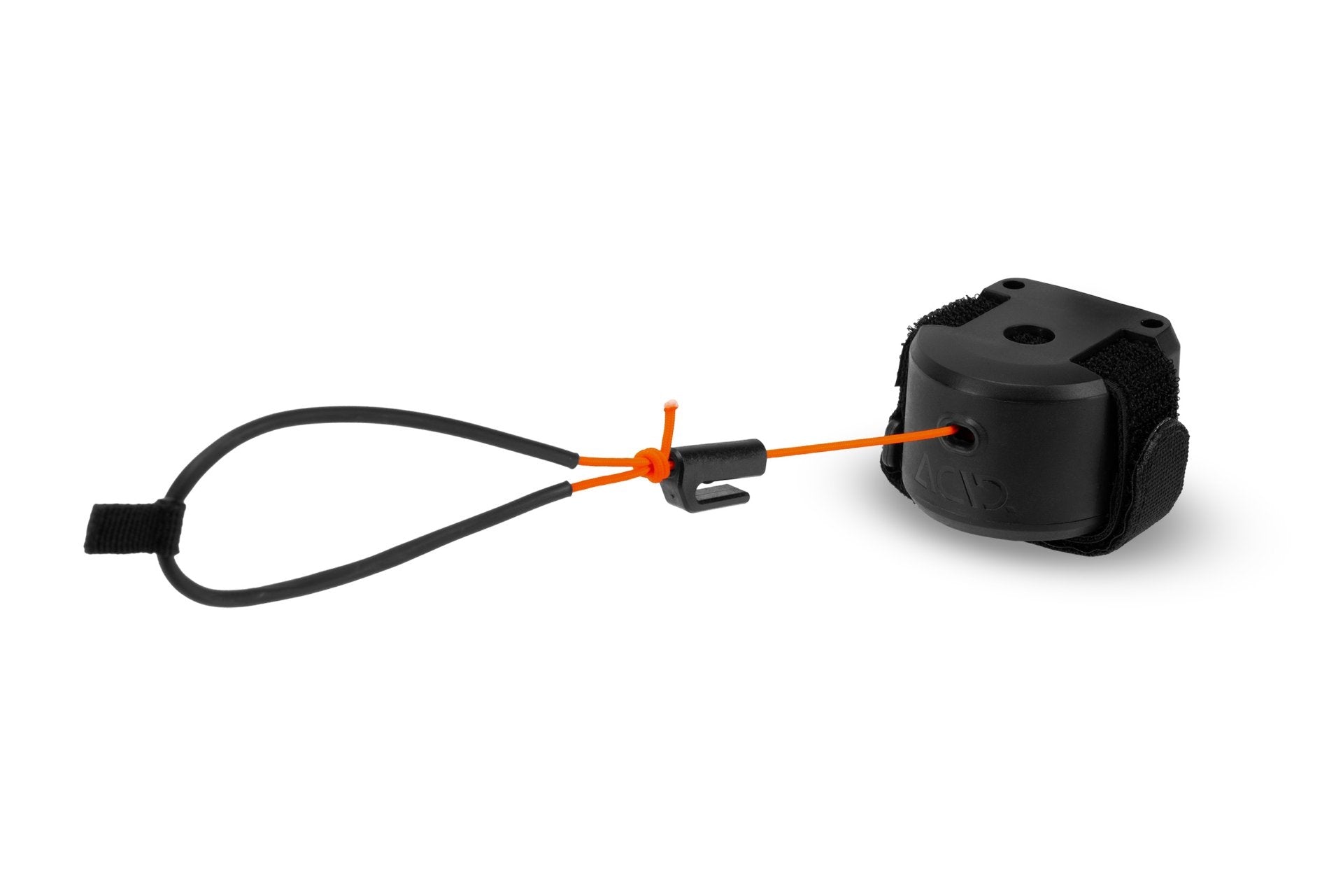 synqup_93318_D_00_1920x1920